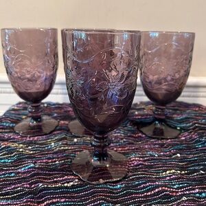Plum Gray Drinking Glasses/Barware (4)